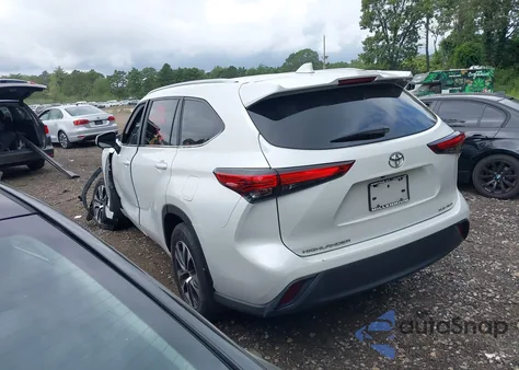 2023 Toyota Highlander Xle из США, поврежденный, VIN 5TDKDRBH5PS003228